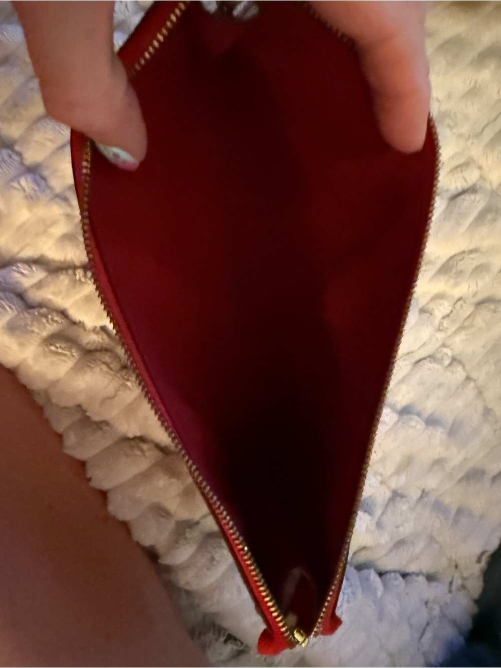 Louis Vuitton EPI Red Pouchette - Picture 5 of 6